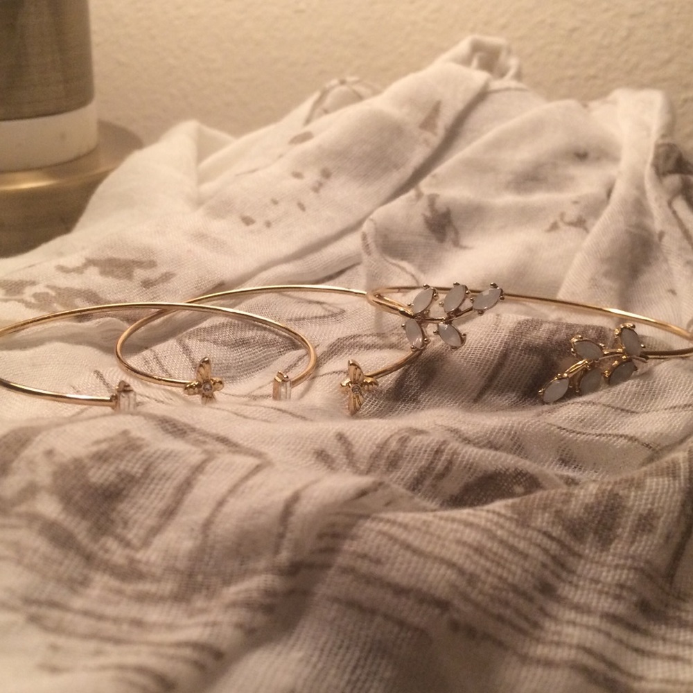 BOGO Dainty Bracelet Set-Bees, Marquis, and Floral